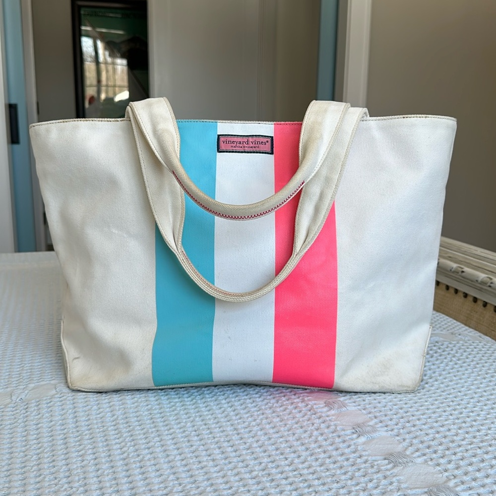 Vineyard Vines canvas tote bag